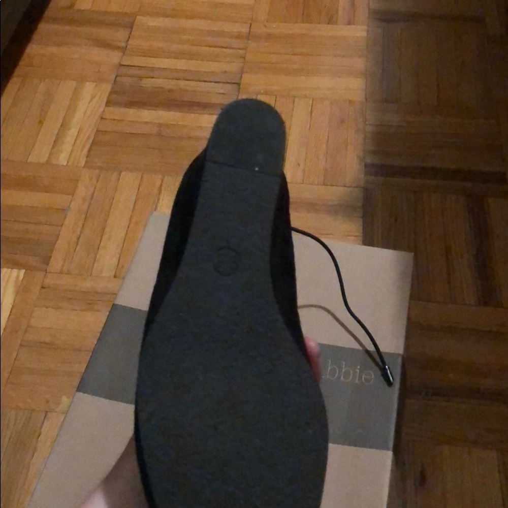 Boots - Picture 3 of 4